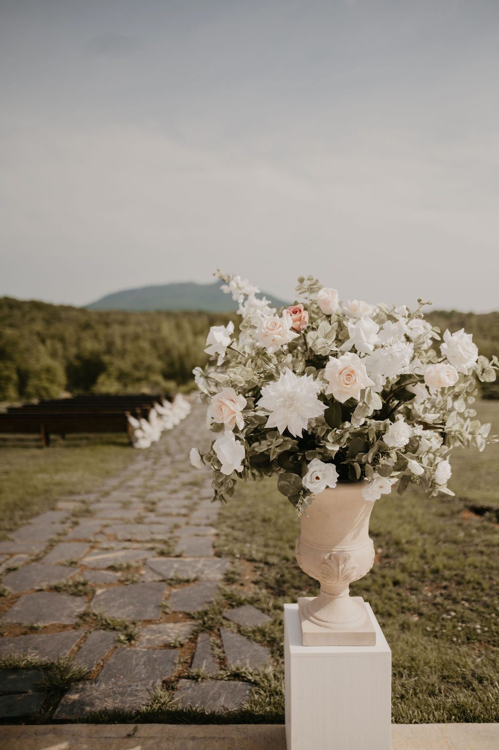 Eleonora Floral Urns - Rental