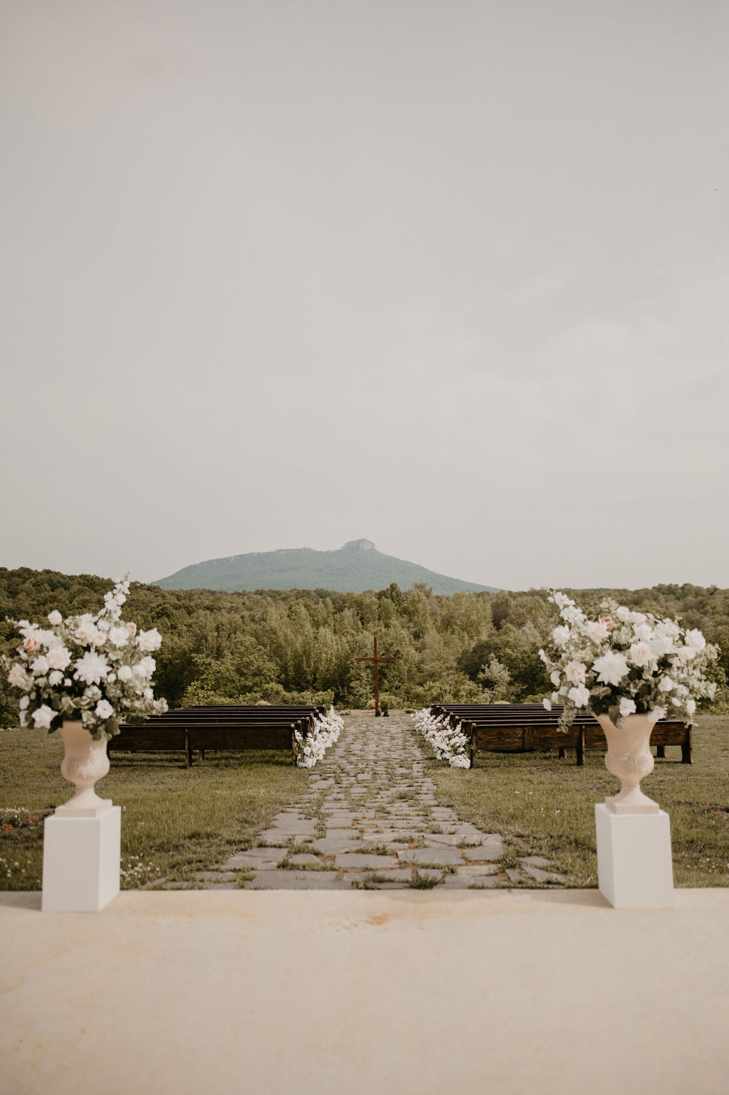 Eleonora Floral Urns - Rental