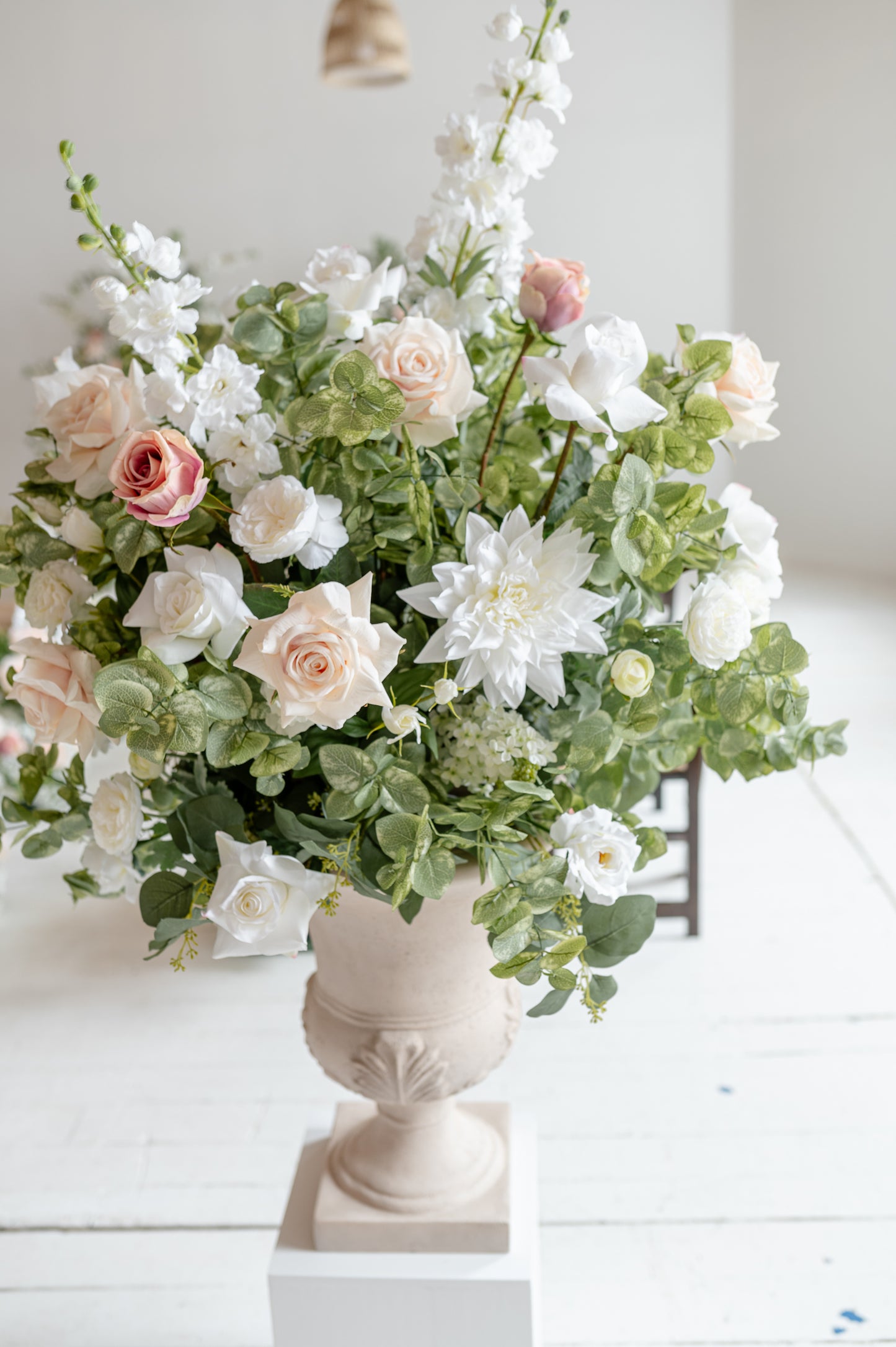 Eleonora Floral Urns - Rental