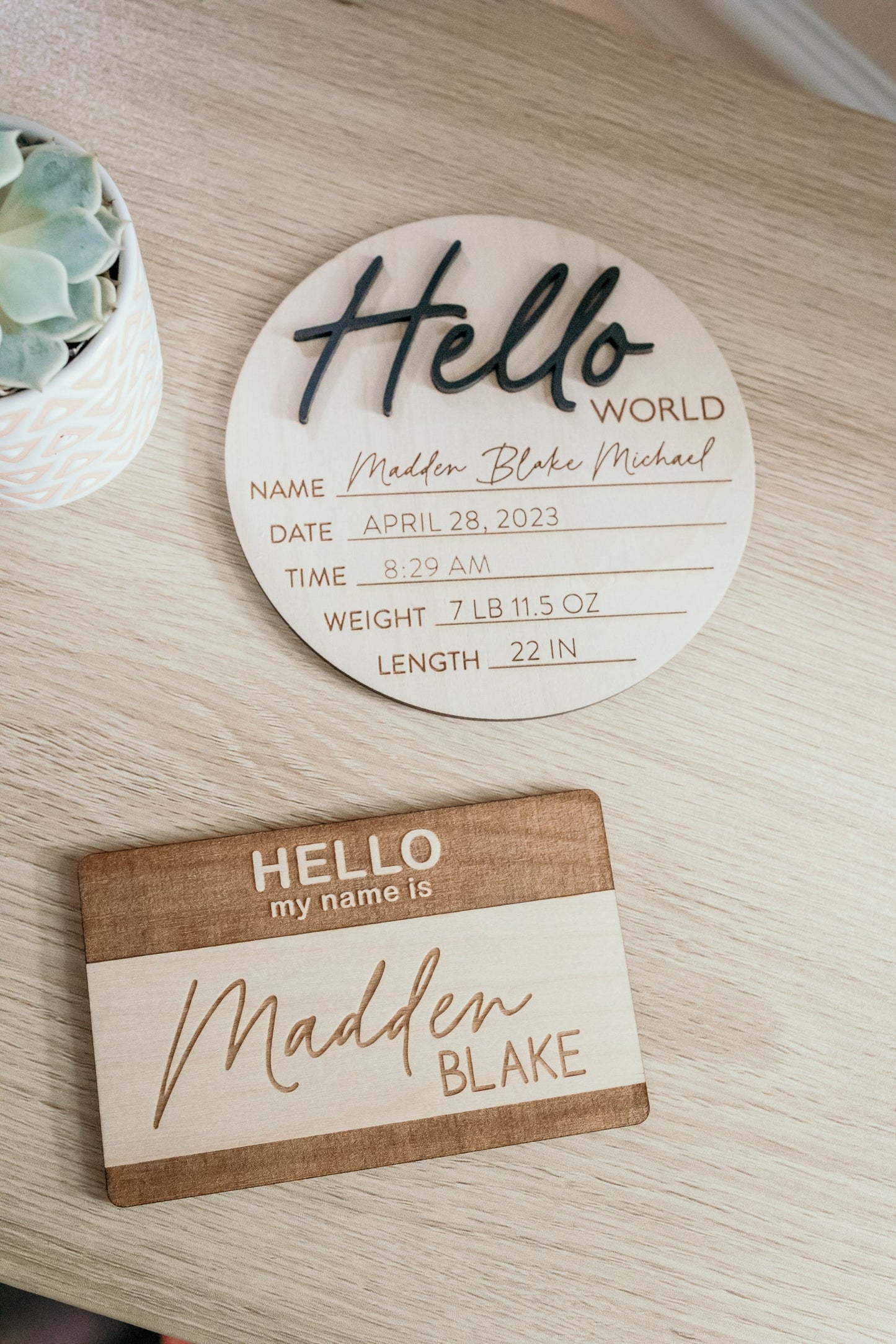 Baby Announcement Sign - Hello World Stats