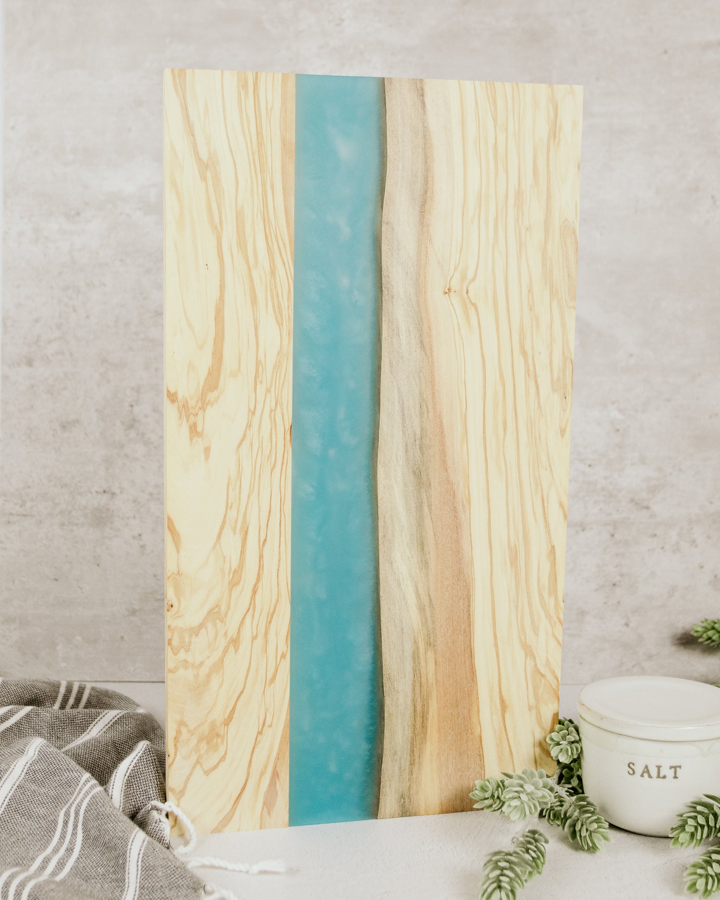 Medium Turquoise Olive Wood Charcuterie Board